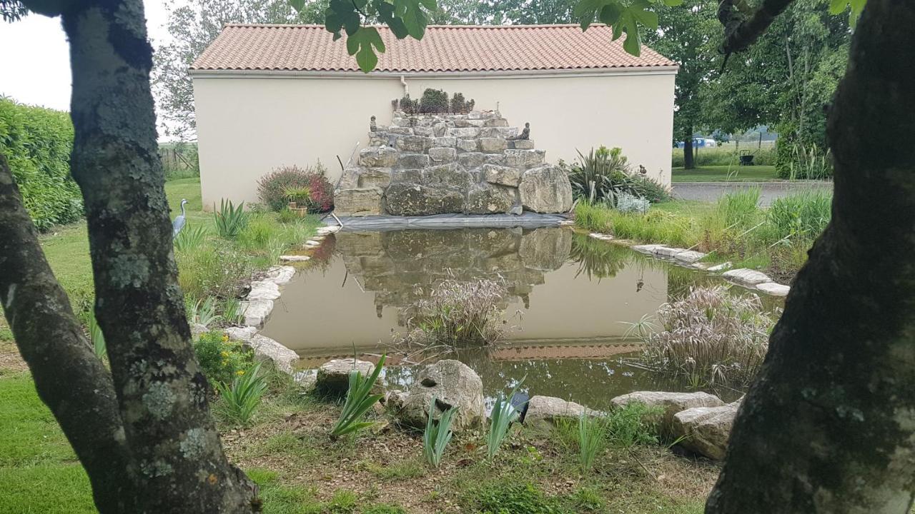 Maison Calme Et Paisible La Faye  Exterior foto